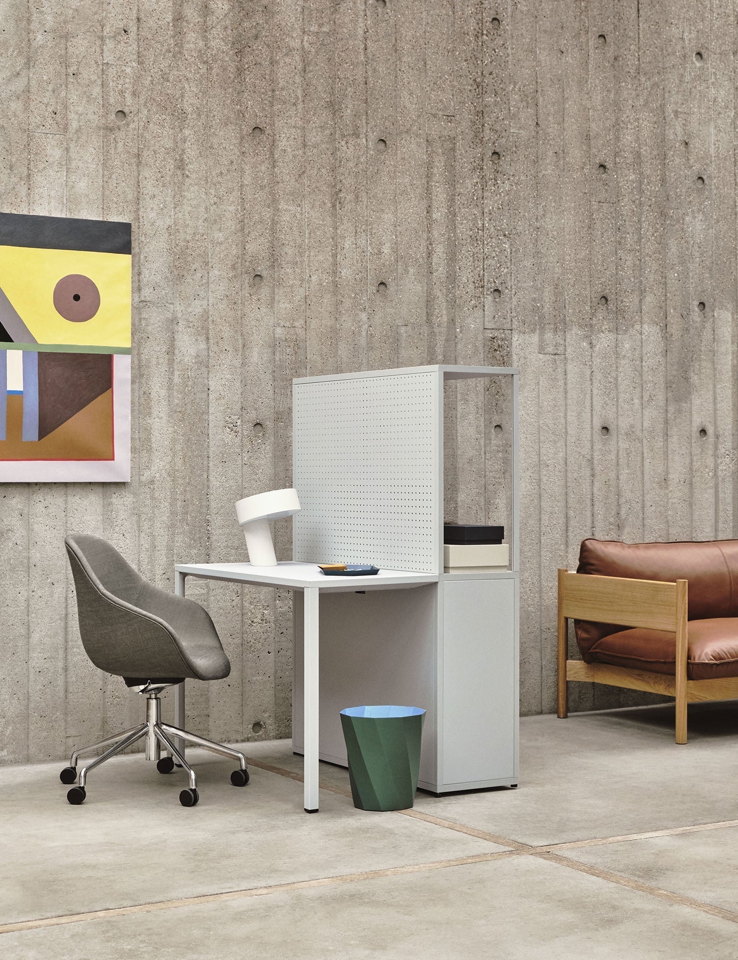 Slant Lamp (White)