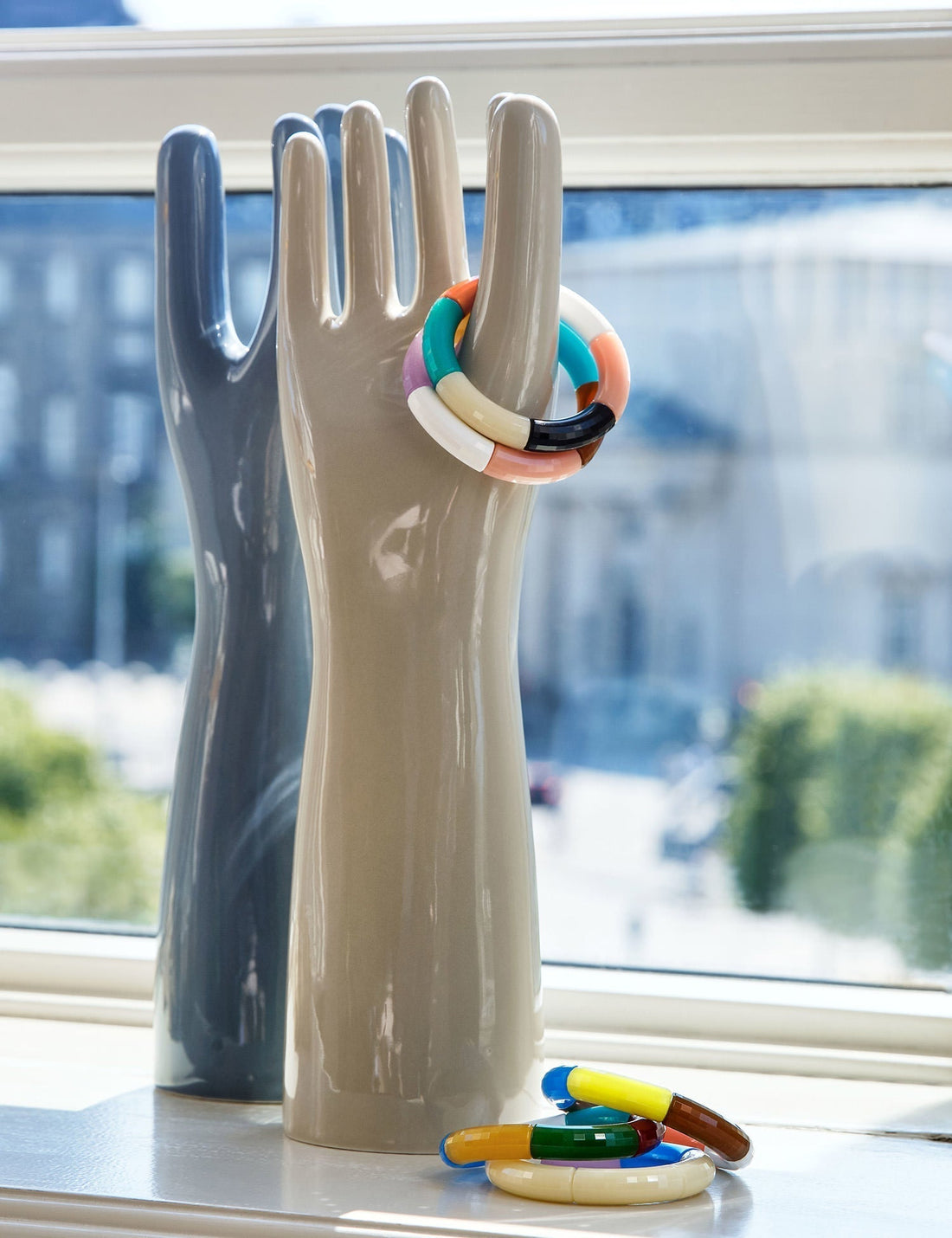 Deco Hand